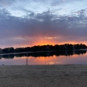 Meet your Posher, Elaina